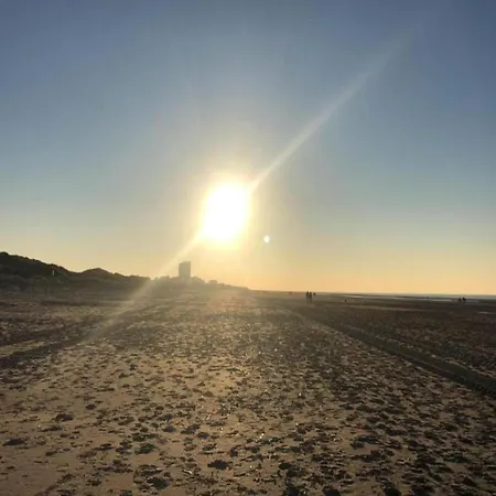 아파트 In Near Sea Dike, Cleaning Included *